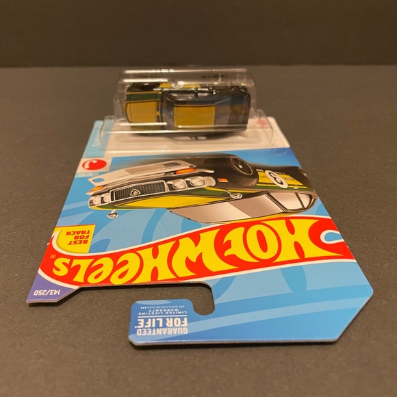 HotWheels Mazda RX-3 - Picture 4 of 7